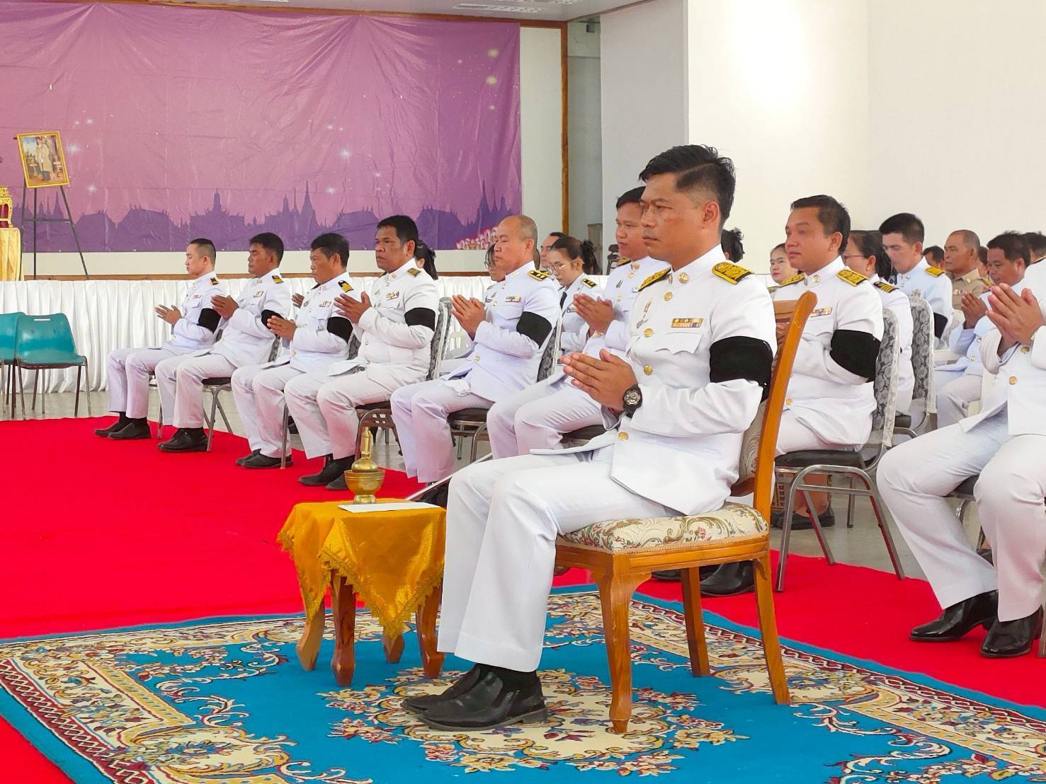 พช.น้ำขุ่น ร่วมพิธีเจริญพระพุทธมนต์และทำบุญตักบาตรถวายพระกุศล เนื่องในโอกาสฉลองพระชนมายุ 99 พรรษา สมเด็จพระสังฆราช